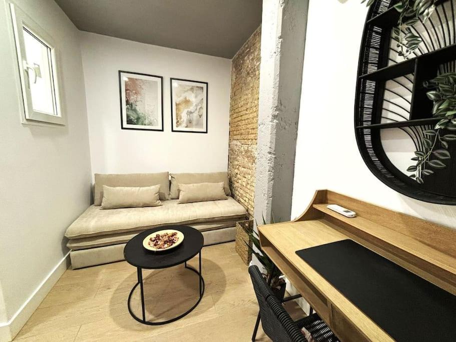 Mistral Apartment
